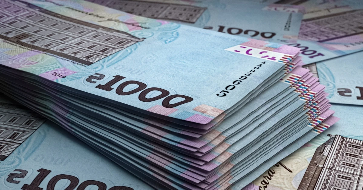 Хронологічна інфографіка динаміки середньої заробітної плати в Україні: травень — червень 2026 року
