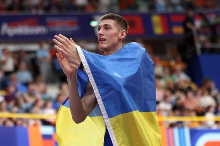 Дорощук другим з 2,30 м: цифри і дати срібла на ЧЄ-2026