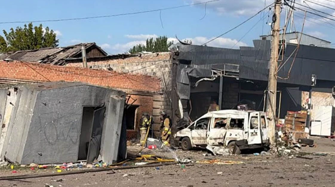 Пошкоджене відділення «Нової пошти» в Краматорську після удару БпЛА 16 серпня 2026 року