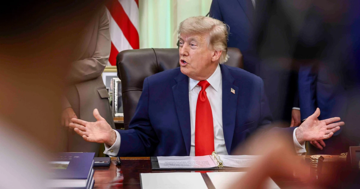 Дональд Трамп і Володимир Путін під час переговорів, ілюстративне фото